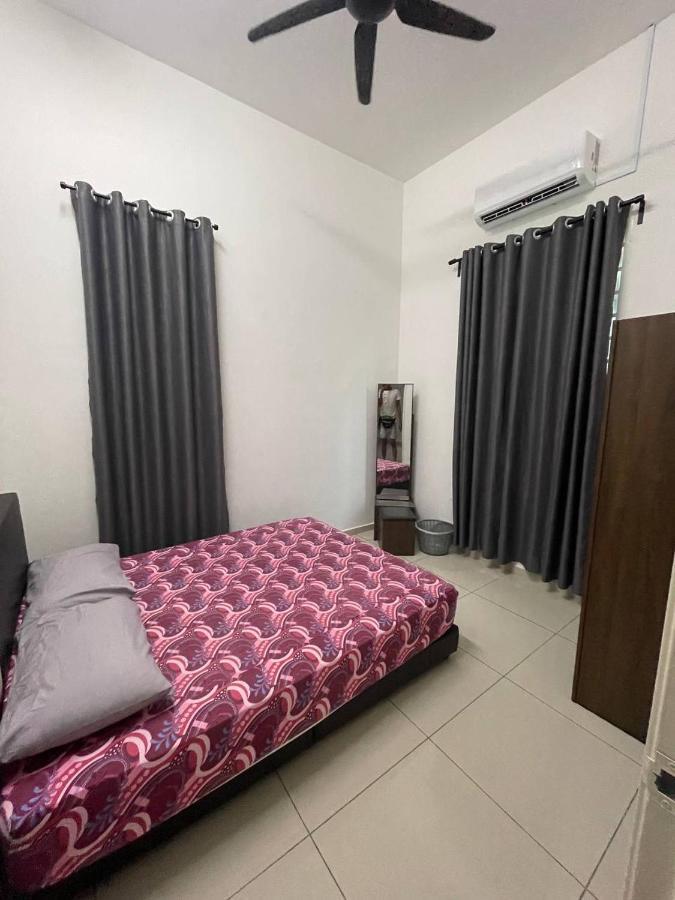 Bungalow Homestay Jasin Perdana المظهر الخارجي الصورة